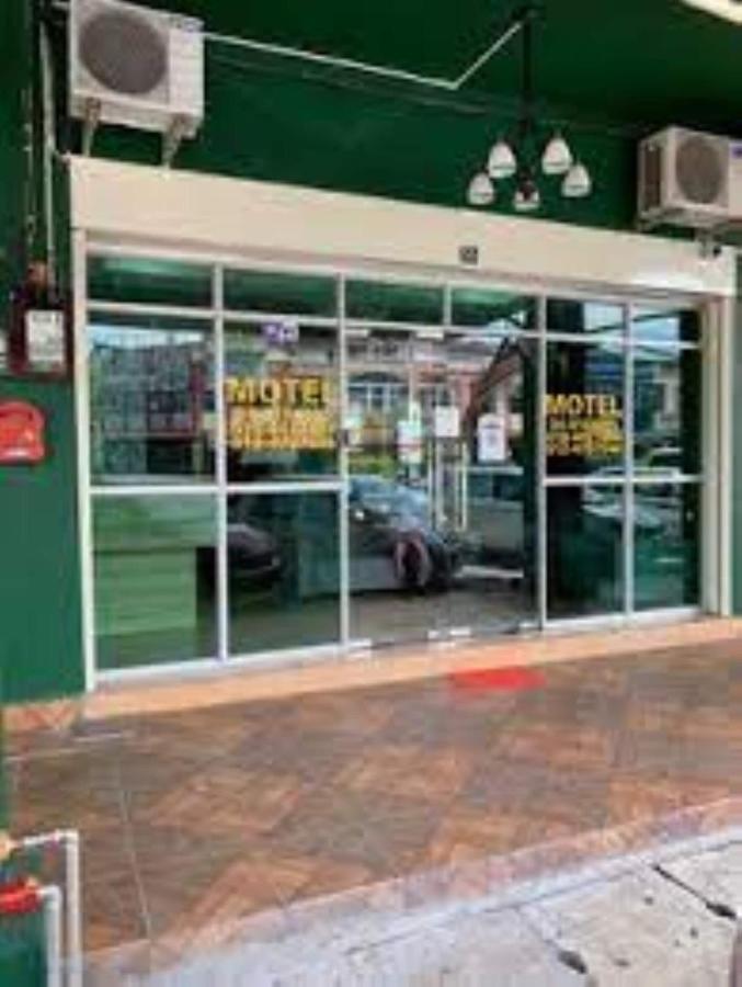 Oyo 90361 Motel Inapan Mahsuri Jitra Exterior foto